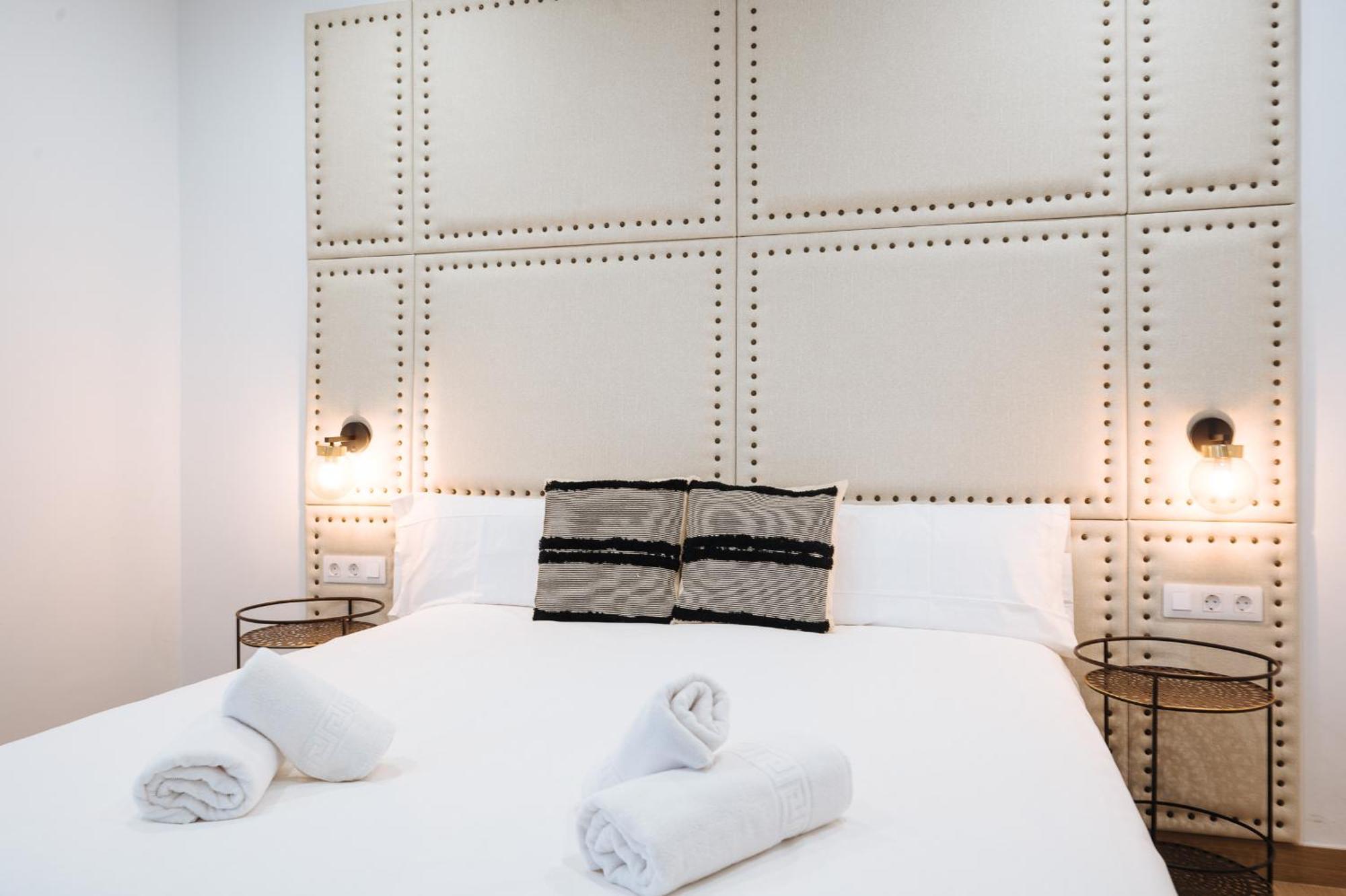 Ninesuites Cathedral Seville Luaran gambar